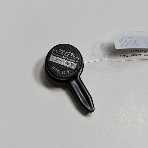 Jibbitz Crocs Charms Location Pin - Picture 2 of 3